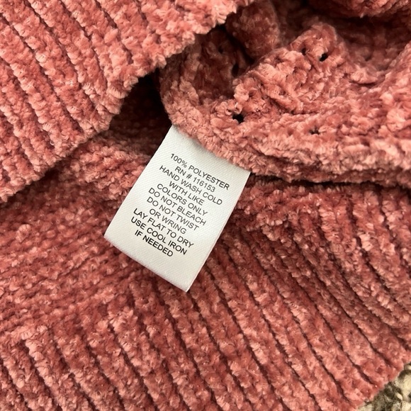 Mauve Chenille Turtleneck Sweater - Picture 8 of 11